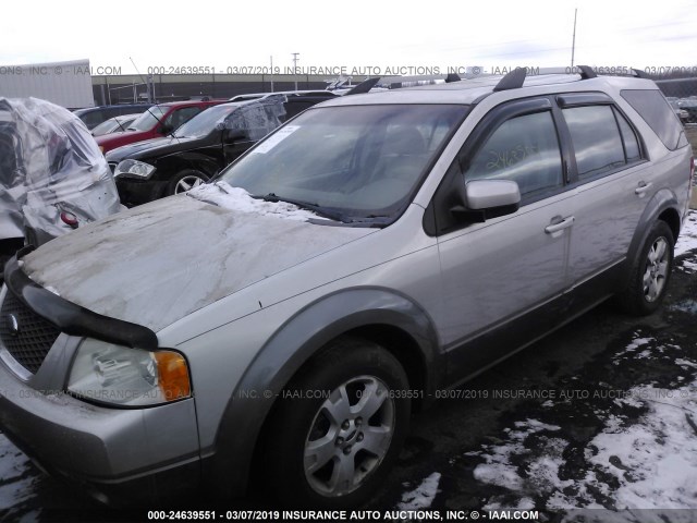 1FMZK02136GA39149 - 2006 FORD FREESTYLE SEL SILVER photo 2