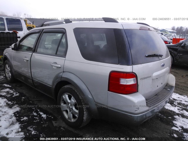 1FMZK02136GA39149 - 2006 FORD FREESTYLE SEL SILVER photo 3