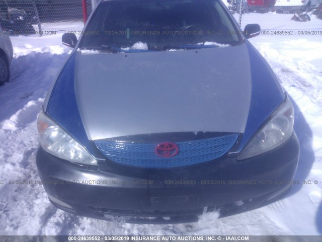 4T1BE32K12U626805 - 2002 TOYOTA CAMRY LE/XLE/SE SILVER photo 6