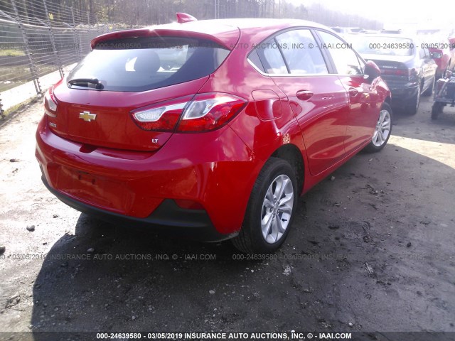 3G1BE6SM3KS543666 - 2019 CHEVROLET CRUZE RED photo 4