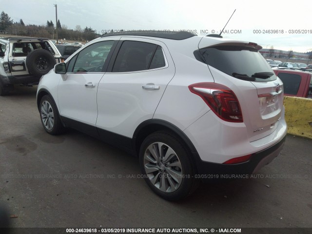 KL4CJASB8JB544843 - 2018 BUICK ENCORE PREFERRED WHITE photo 3