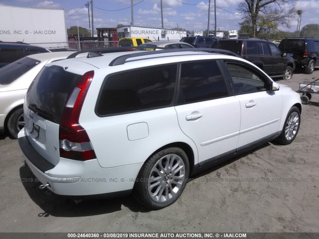 YV1MW682452085603 - 2005 VOLVO V50 T5 WHITE photo 4