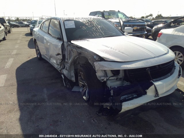 2C3CDXHG1GH214808 - 2016 DODGE CHARGER SXT WHITE photo 6