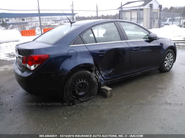 1G1PC5SH7B7117888 - 2011 CHEVROLET CRUZE LS BLUE photo 4