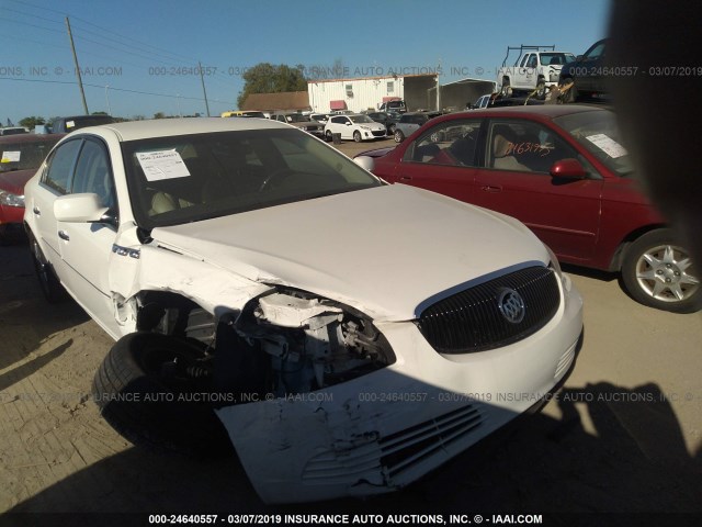 1G4HD57288U176564 - 2008 BUICK LUCERNE CXL WHITE photo 1