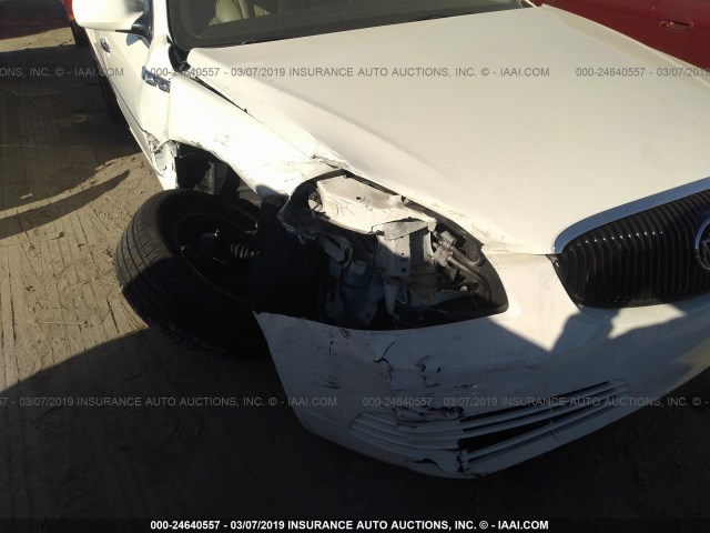 1G4HD57288U176564 - 2008 BUICK LUCERNE CXL WHITE photo 6