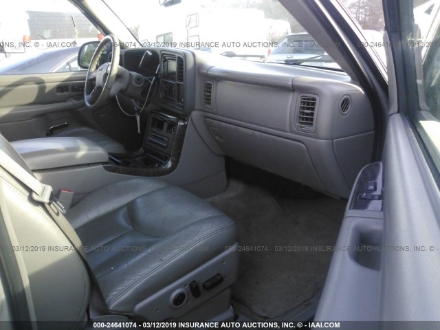 1GKEK63U36J122943 - 2006 GMC YUKON DENALI SILVER photo 5