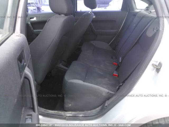 1FAHP35N88W149162 - 2008 FORD FOCUS SE/SEL/SES SILVER photo 8