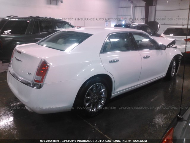 2C3CCACGXCH138524 - 2012 CHRYSLER 300 LIMITED WHITE photo 4