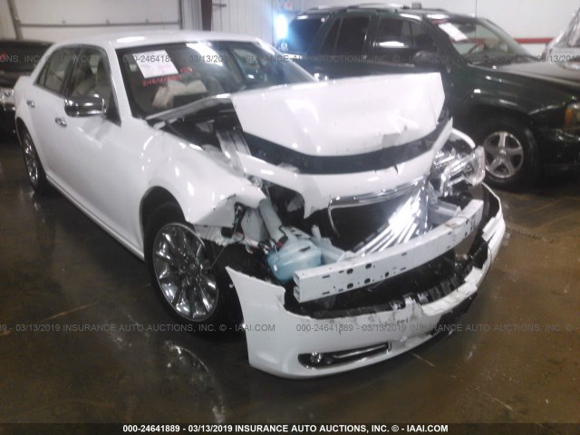 2C3CCACGXCH138524 - 2012 CHRYSLER 300 LIMITED WHITE photo 6