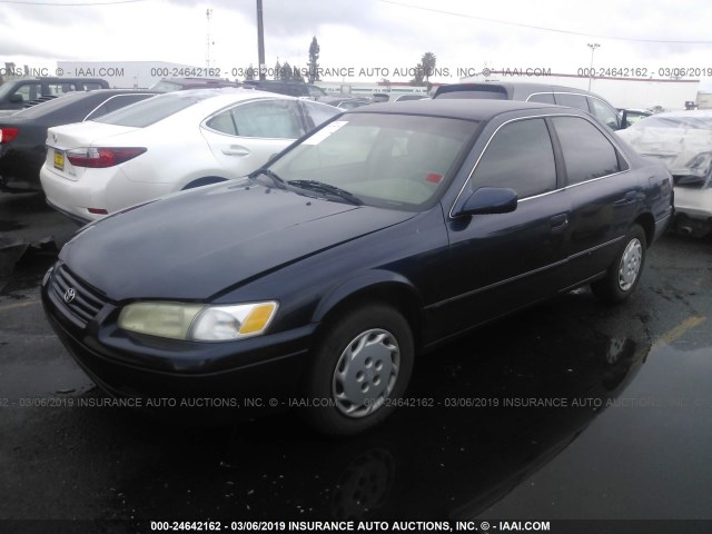 JT2BG22K8W0192865 - 1998 TOYOTA CAMRY CE/LE/XLE 蓝色 照片 2