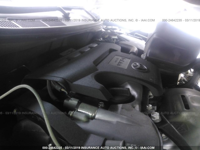 4T1BF1FK2GU178724 - 2016 TOYOTA CAMRY LE/XLE/SE/XSE WHITE photo 10