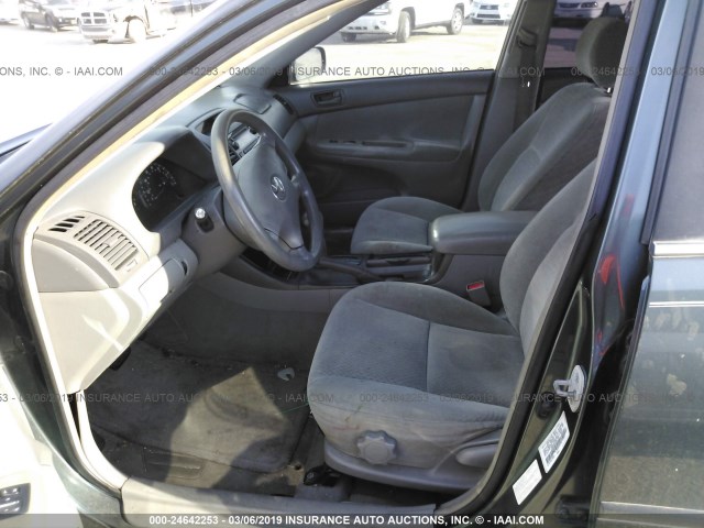 4T1BE32K02U597183 - 2002 TOYOTA CAMRY LE/XLE/SE GREEN photo 5
