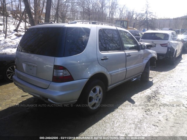 4JGAB54E13A390103 - 2003 MERCEDES-BENZ ML 320 SILVER photo 4