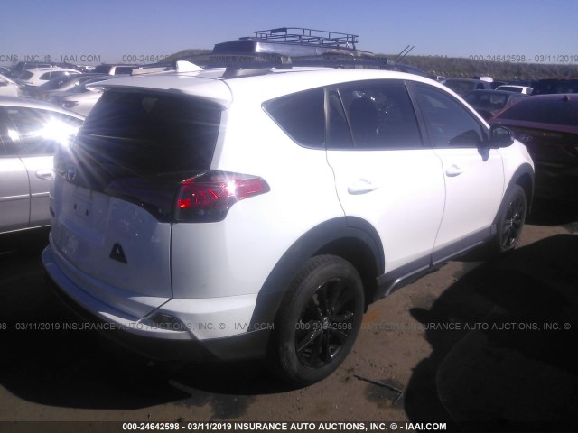 2T3RFREV7JW816599 - 2018 TOYOTA RAV4 ADVENTURE/XLE თეთრი ფოტო 4