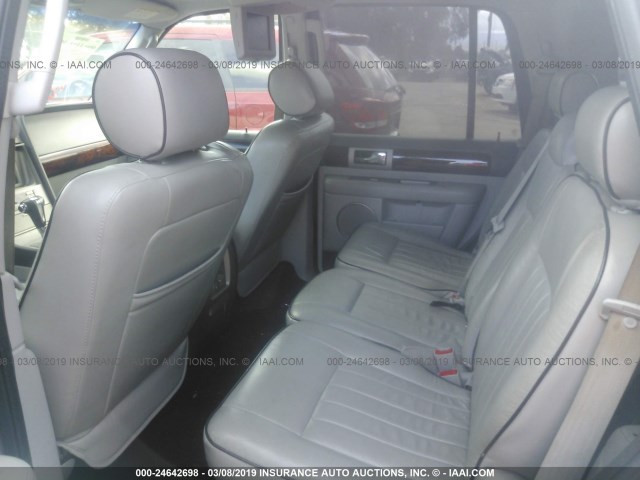 5LMFU27535LJ15900 - 2005 LINCOLN NAVIGATOR Gümüş foto 8