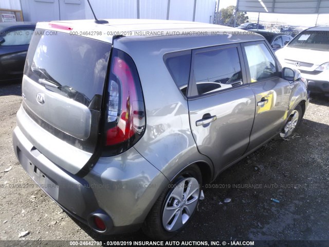 KNDJN2A21G7319670 - 2016 KIA SOUL ნაცრისფერი ფოტო 4