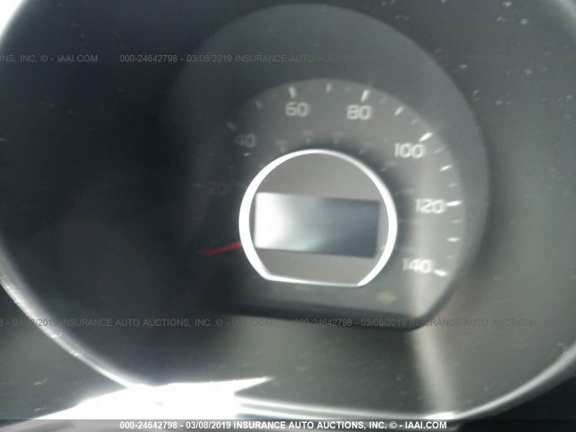 KNDJN2A21G7319670 - 2016 KIA SOUL ნაცრისფერი ფოტო 7