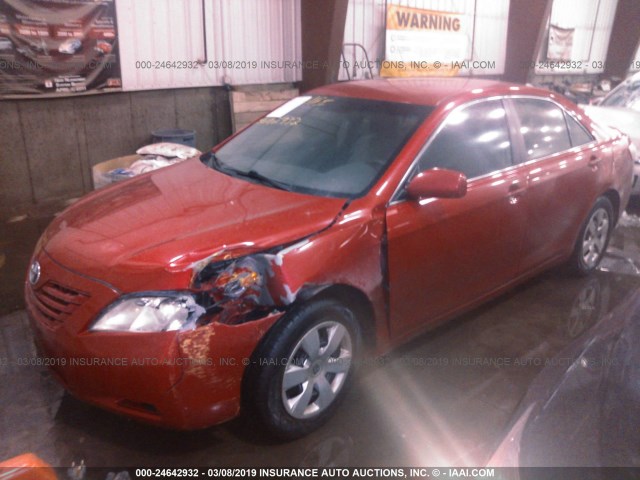 4T1BE46K17U008875 - 2007 TOYOTA CAMRY NEW GENERAT CE/LE/XLE/SE RED photo 2