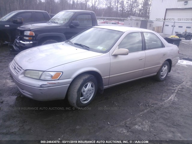 4T1BG22K8XU528236 - 1999 TOYOTA CAMRY CE/LE/XLE 金色 照片 2