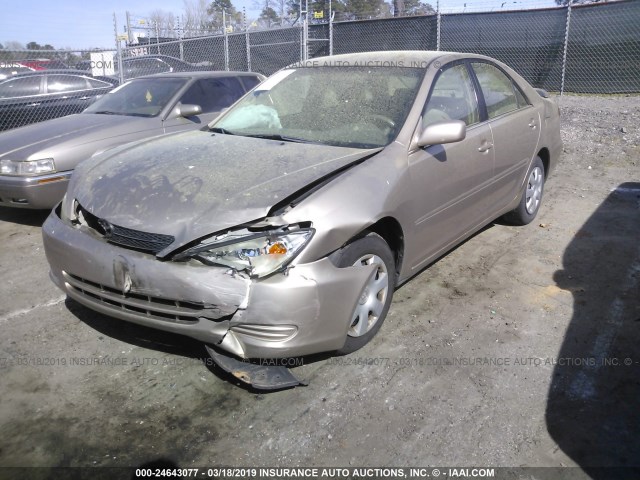 4T1BE32K63U140265 - 2003 TOYOTA CAMRY LE/XLE/SE GOLD photo 2