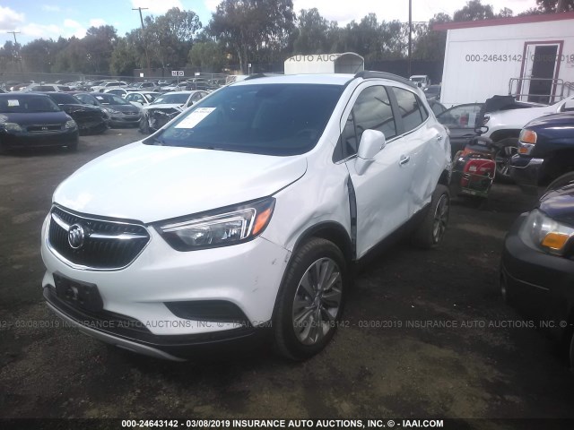 KL4CJESB5JB629324 - 2018 BUICK ENCORE PREFERRED WHITE photo 2