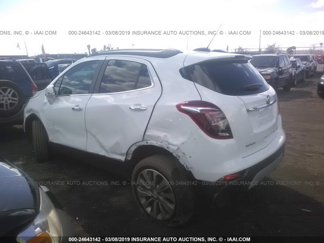 KL4CJESB5JB629324 - 2018 BUICK ENCORE PREFERRED WHITE photo 3