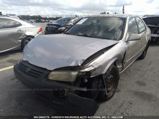 4T1BG22K6VU044434 - 1997 TOYOTA CAMRY CE/LE/XLE BEIGE photo 2