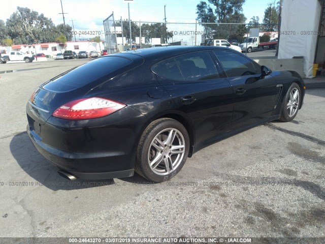 WP0AA2A74BL020858 - 2011 PORSCHE PANAMERA 2/4 BLACK photo 4