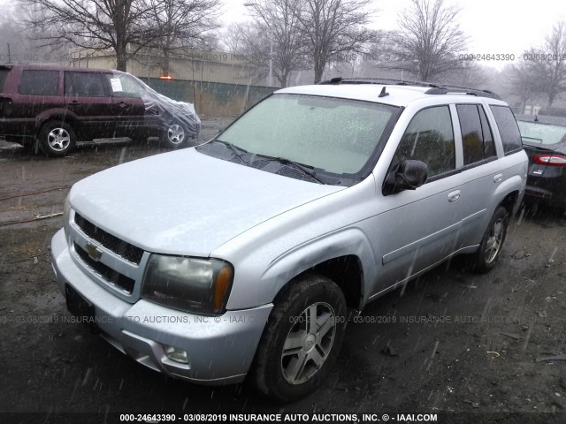 1GNDT13S972186218 - 2007 CHEVROLET TRAILBLAZER LS/LT SILVER photo 2