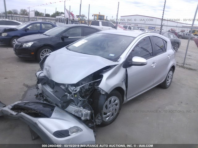 JTDKDTB38G1134801 - 2016 TOYOTA PRIUS C SILVER photo 2