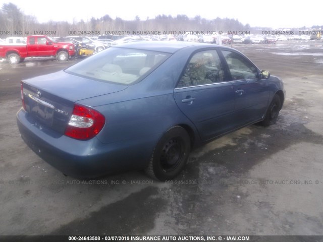 4T1BE32K13U236675 - 2003 TOYOTA CAMRY LE/XLE/SE TEAL photo 4