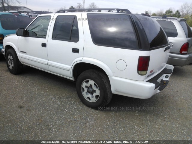 1GNDT13X04K140185 - 2004 CHEVROLET BLAZER WHITE photo 3