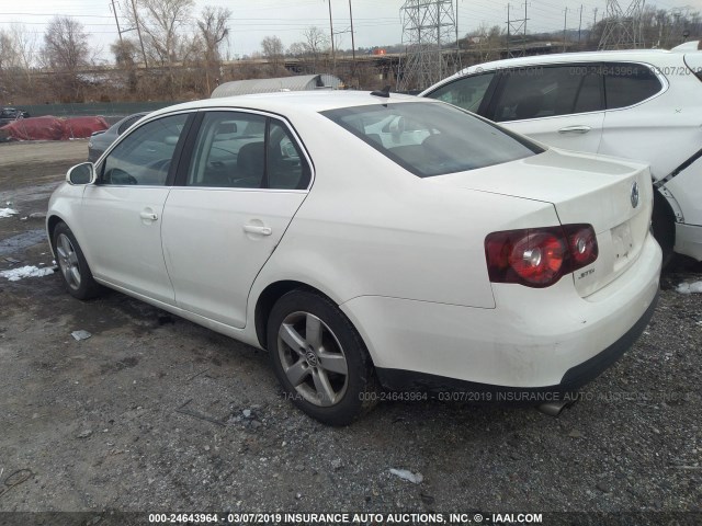 3VWRZ71K68M015484 - 2008 VOLKSWAGEN JETTA SE/SEL WHITE photo 3