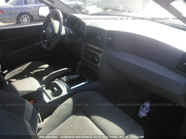 1J8GR48K47C629943 - 2007 JEEP GRAND CHEROKEE LAREDO/COLUMBIA/FREEDOM 黑色 照片 5