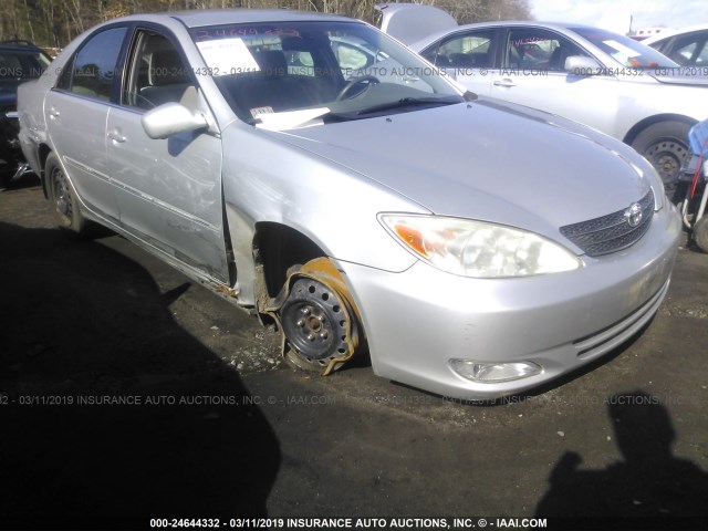 4T1BE30K93U657496 - 2003 TOYOTA CAMRY LE/XLE/SE SILVER photo 1