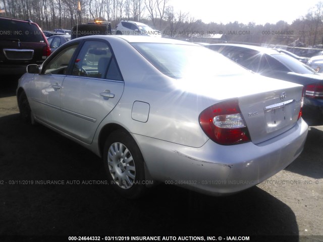 4T1BE30K93U657496 - 2003 TOYOTA CAMRY LE/XLE/SE SILVER photo 3