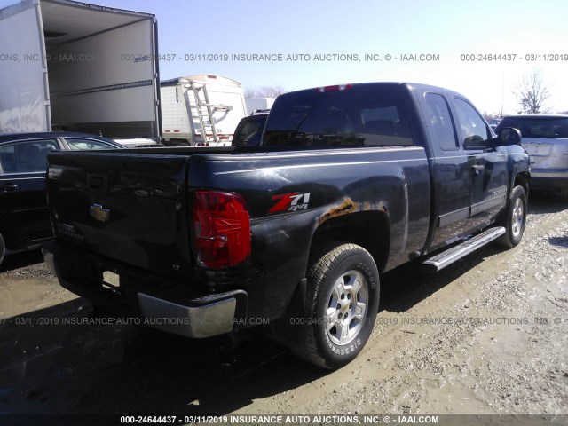 1GCEK29099Z173538 - 2009 CHEVROLET SILVERADO K1500 LT BLACK photo 4