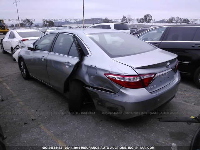 4T1BF1FK8GU261252 - 2016 TOYOTA CAMRY LE/XLE/SE/XSE 银色 照片 3