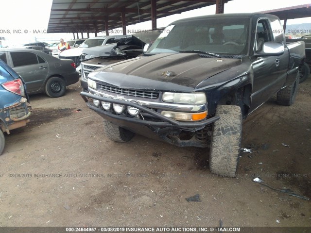 2GCEC19T6X1168675 - 1999 CHEVROLET SILVERADO C1500 BLACK photo 6