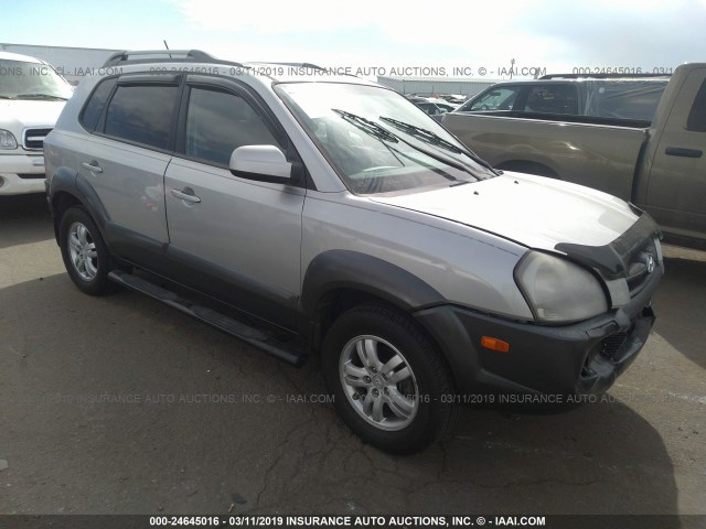 KM8JN72D98U866312 - 2008 HYUNDAI TUCSON SE/LIMITED SILVER photo 1