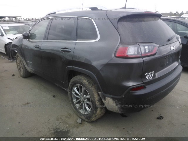 1C4PJMLB7KD132104 - 2019 JEEP CHEROKEE LATITUDE PLUS BLACK photo 3