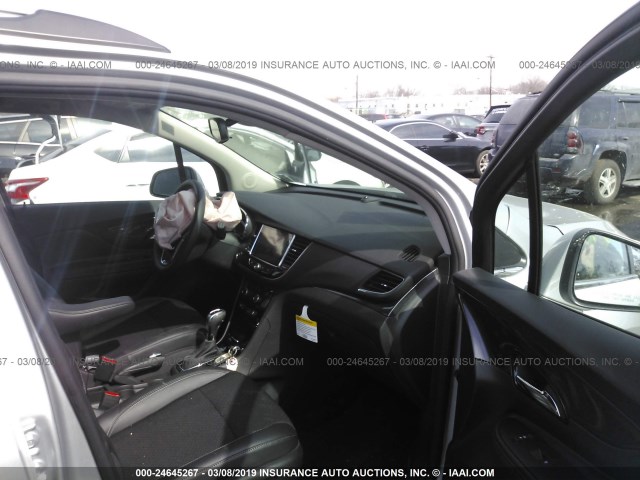 KL4CJESB1KB768111 - 2019 BUICK ENCORE PREFERRED GRAY photo 5