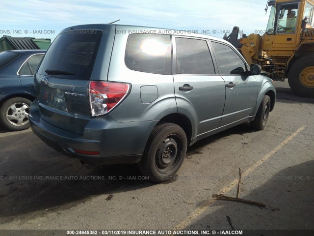 JF2SH61619H728756 - 2009 SUBARU FORESTER 2.5X Light Blue photo 4