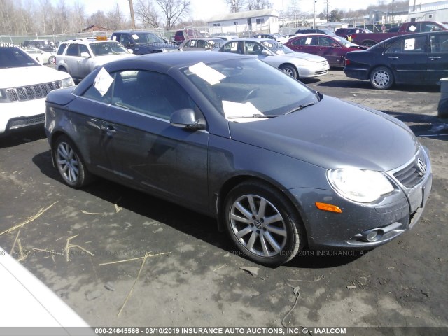 WVWFA71F27V037017 - 2007 VOLKSWAGEN EOS 2.0T LUXURY GRAY photo 1