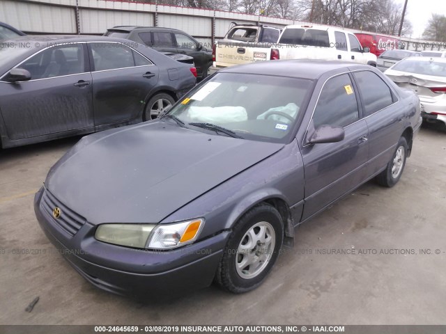 4T1BG22K3XU887946 - 1999 TOYOTA CAMRY CE/LE/XLE GRAY photo 2