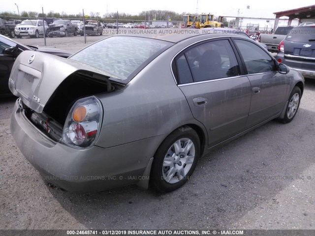 1N4AL11D35N910356 - 2005 NISSAN ALTIMA S/SL GRAY photo 4