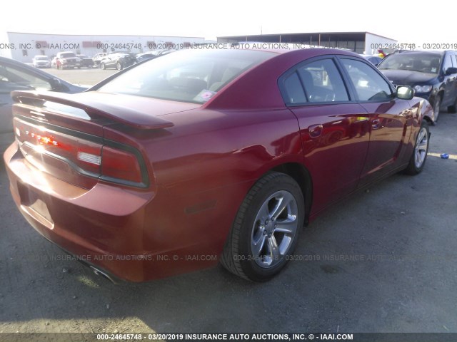 2C3CDXHG7DH574337 - 2013 DODGE CHARGER SXT RED photo 4