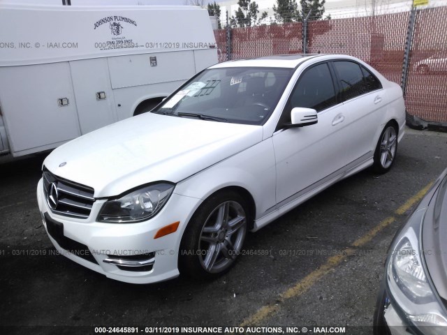 WDDGF4HB0EG245041 - 2014 MERCEDES-BENZ C 250 WHITE photo 2