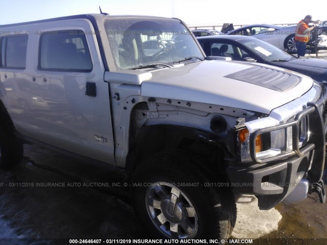 5GTEN13E988124844 - 2008 HUMMER H3 SILVER photo 6